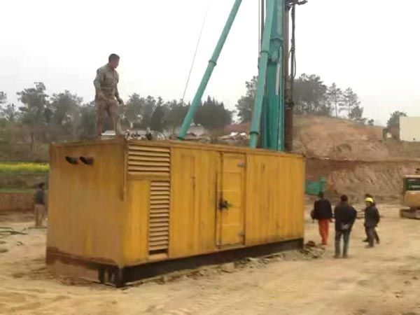 五峰如何判断水冷式机油散热器密封件是否需要更换?
